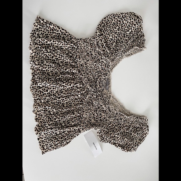 Urban Outfitters crop leopard top - Picture 4 of 5